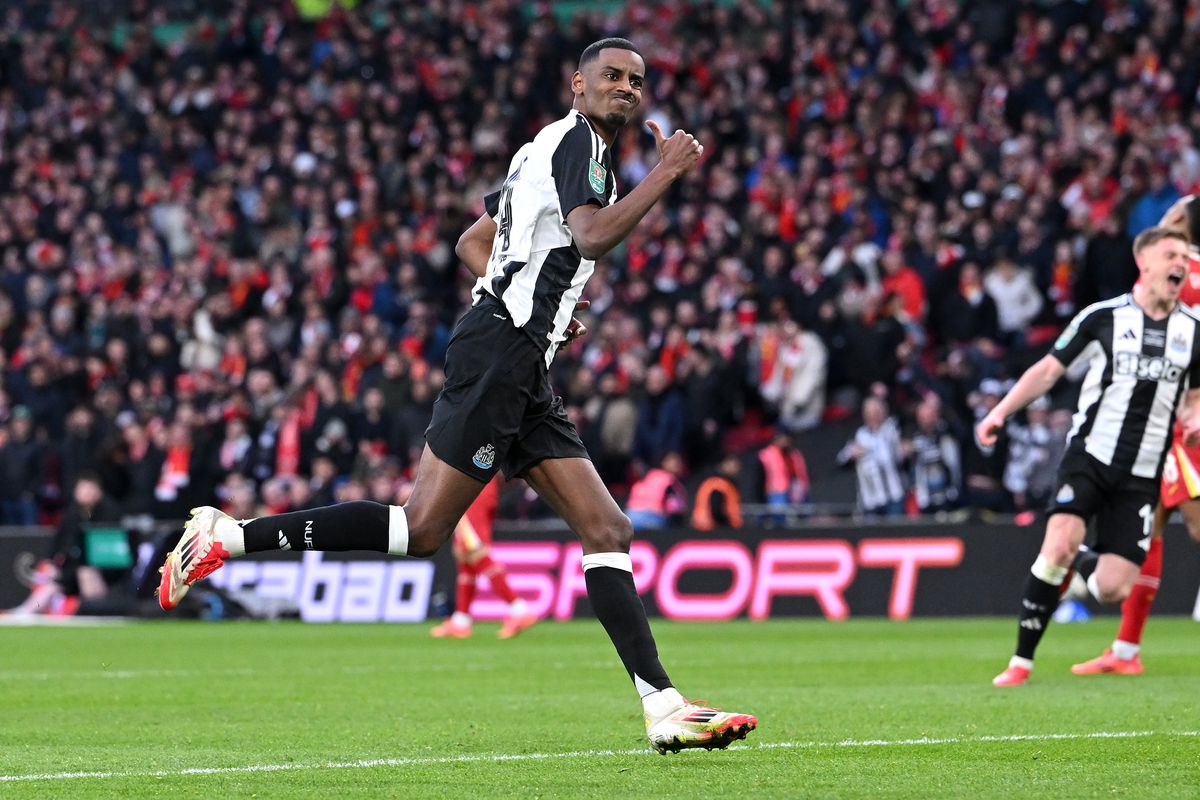 Gemilangnya Alexander Isak: Incaran Klub Elit